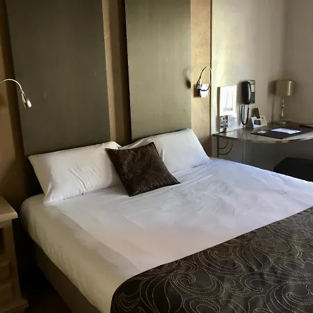 Hotel Logis Hotel Oasis Villaines-la-Juhel