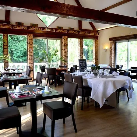Hotel Logis Oasis 3*