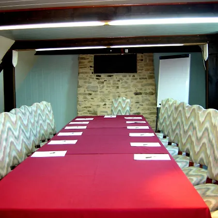 Ξενοδοχείο Logis Oasis Villaines-la-Juhel