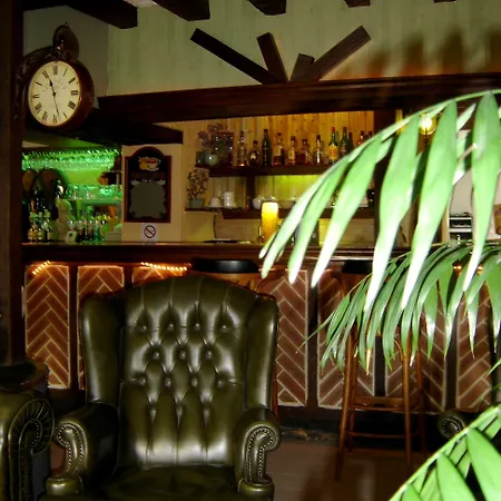 فندق Logis Oasis Villaines-la-Juhel