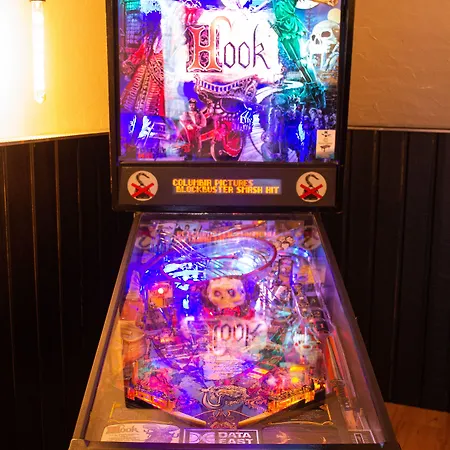 Logis Oasis فندق