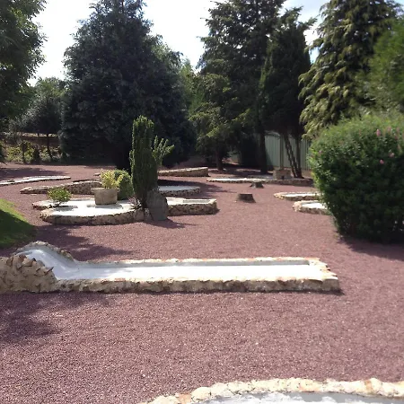Logis Oasis Виллен-ла-Жюель