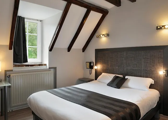 Hotel Logis Oasis 3*