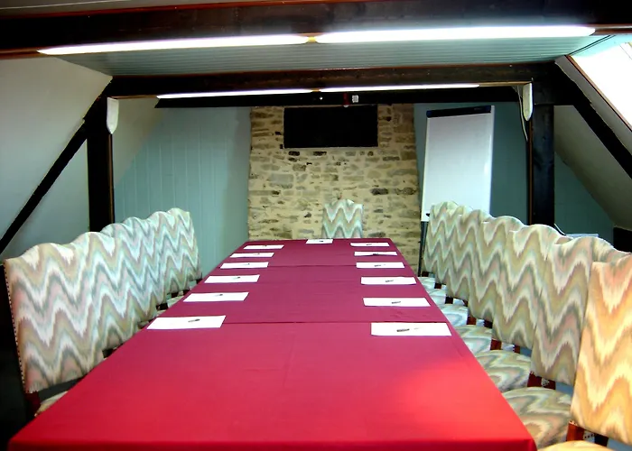 Szálloda Logis Oasis Villaines-la-Juhel