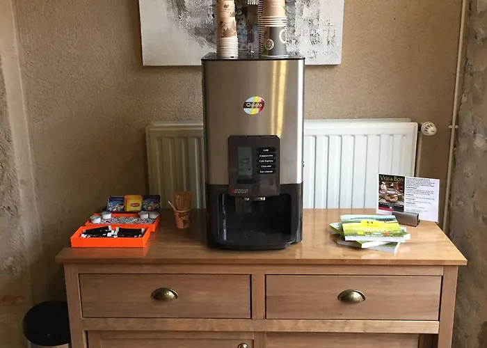 Logis Oasis Szálloda 3*